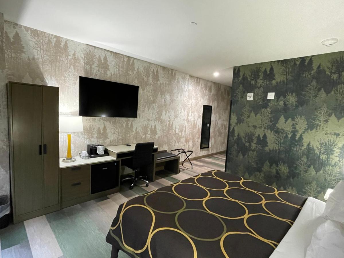 Hotel Super 8 By Wyndham Bronx Near Botanical Garden New York Exterior foto