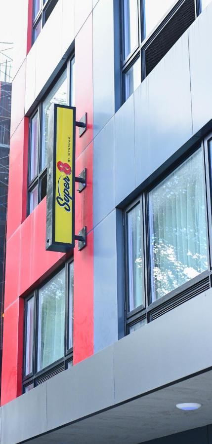 Hotel Super 8 By Wyndham Bronx Near Botanical Garden New York Exterior foto